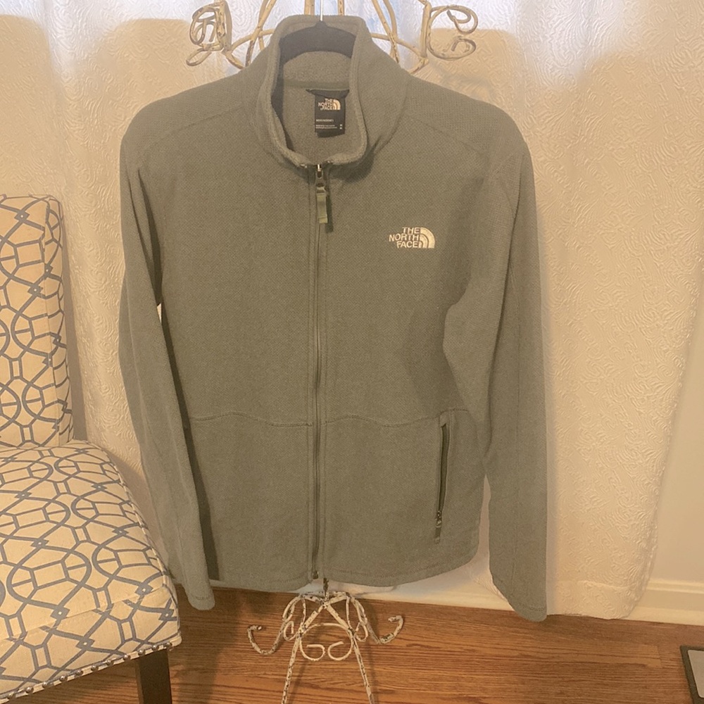 The North Face. Size Medium. 100% polyester. Grayish/Muted Green Color.